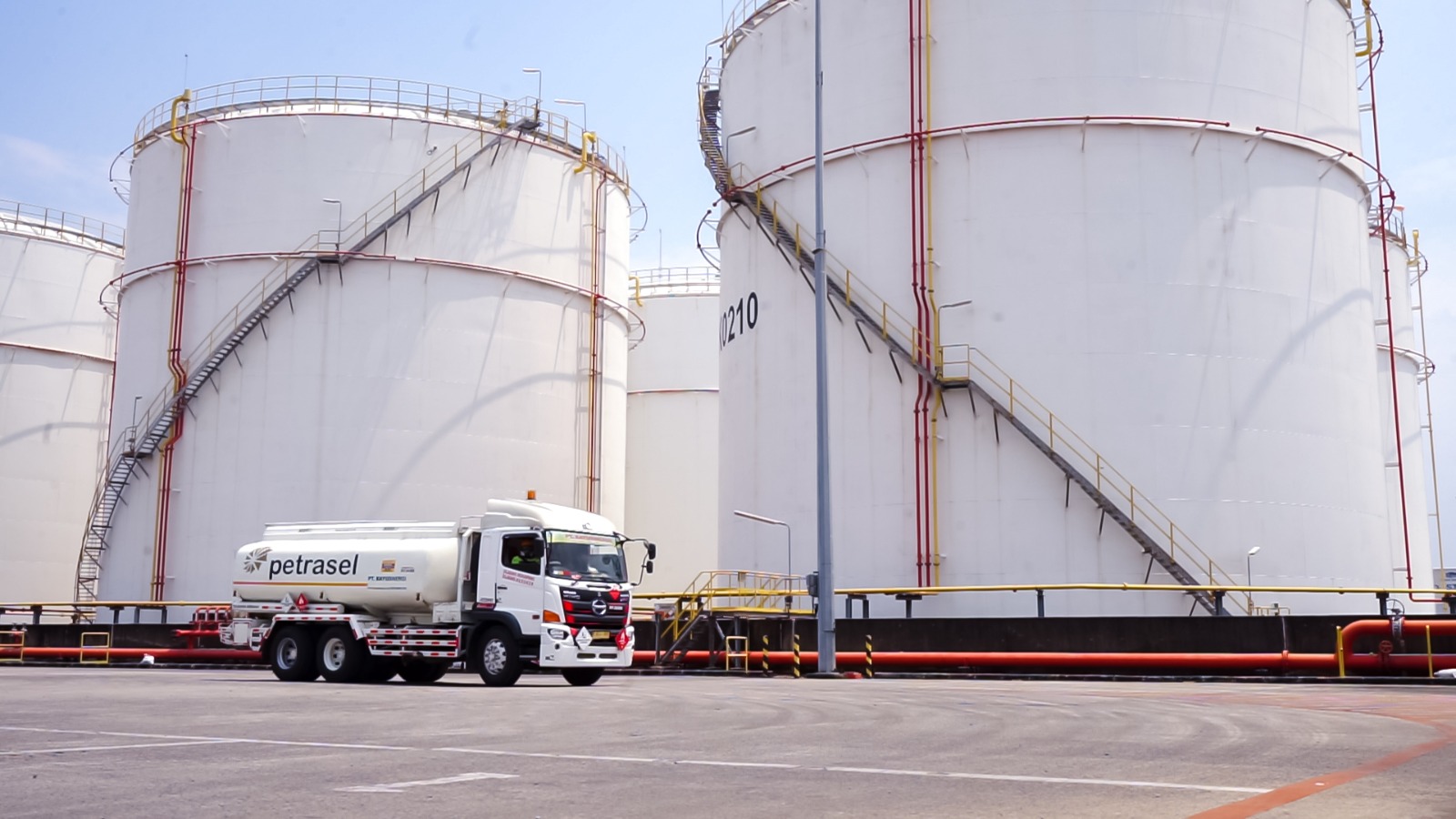 Unit solar industri 16KL lengkap flowmeter